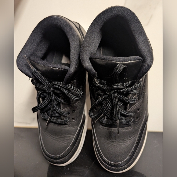 Nike Air Jordan 3 Retro BG 'Cyber Monday’ GS Sneakers Size 6.5Y MSRP $140 - Picture 4 of 9